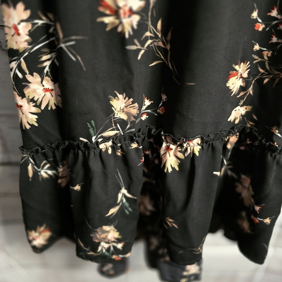 Xhilaration Black Floral Spaghetti Strap Mini Dress Women Size Medium - Picture 5 of 7